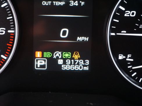 Used 2022 Subaru Outback Touring XT image 10