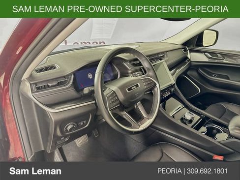 Used 2022 Jeep Grand Cherokee L Laredo w/ Luxury Tech Group I AWD/4WD image 9