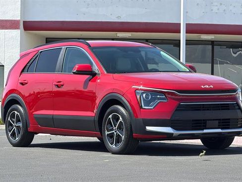 New 2026 Kia Niro EX FWD image 2