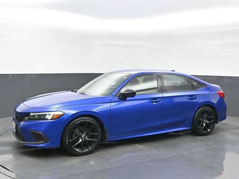 Certified 2022 Honda Civic Sport image 2