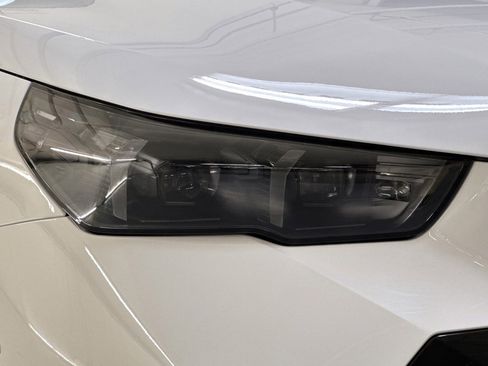 Used 2025 BMW i5 M60 w/ Executive Package image 10