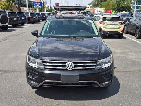 Used 2018 Volkswagen Tiguan SEL AWD/4WD image 9