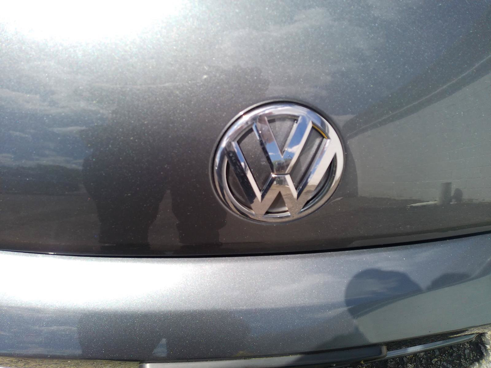 Used 2015 Volkswagen Beetle 1.8T FWD image 32