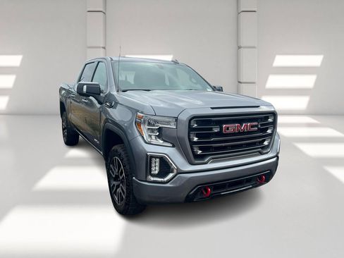 Used 2021 GMC Sierra 1500 AT4 w/ AT4 Preferred Package image 3