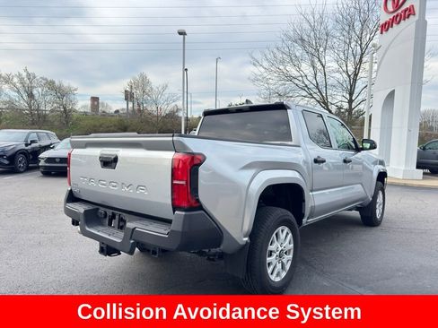 Used 2024 Toyota Tacoma SR image 8