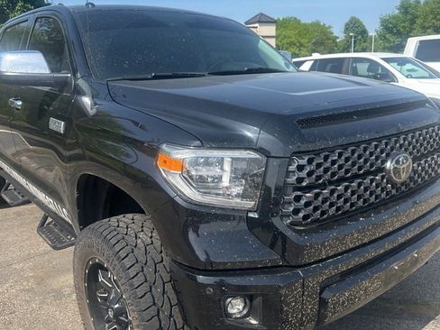 Used 2018 Toyota Tundra Platinum AWD/4WD image 12