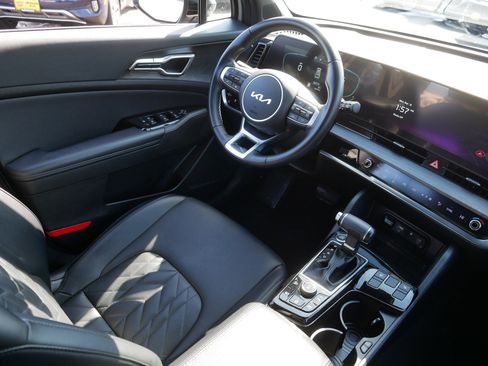 Certified 2023 Kia Sportage X-Line w/ X-Line Premium Package image 9