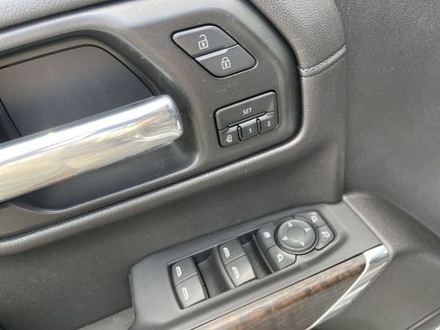 Used 2021 GMC Sierra 1500 Denali w/ Driver Alert Package II AWD/4WD image 13