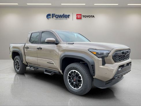 New 2026 Toyota Tacoma TRD Off-Road w/ TRD Off Road Premium Package AWD/4WD image 1