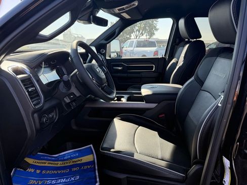 Used 2025 RAM 2500 Laramie image 10