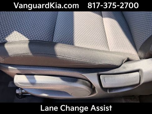 Certified 2025 Kia Soul LX w/ LX Technology Package FWD image 15