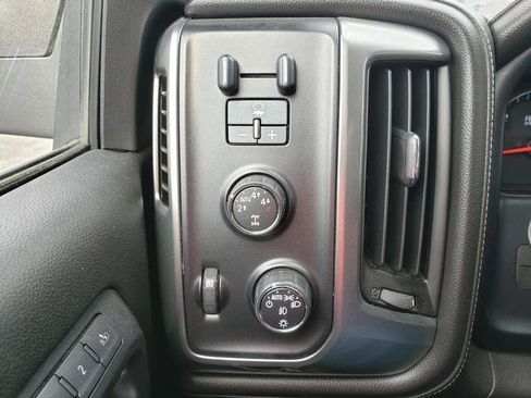Used 2015 Chevrolet Silverado 1500 LTZ AWD/4WD image 25