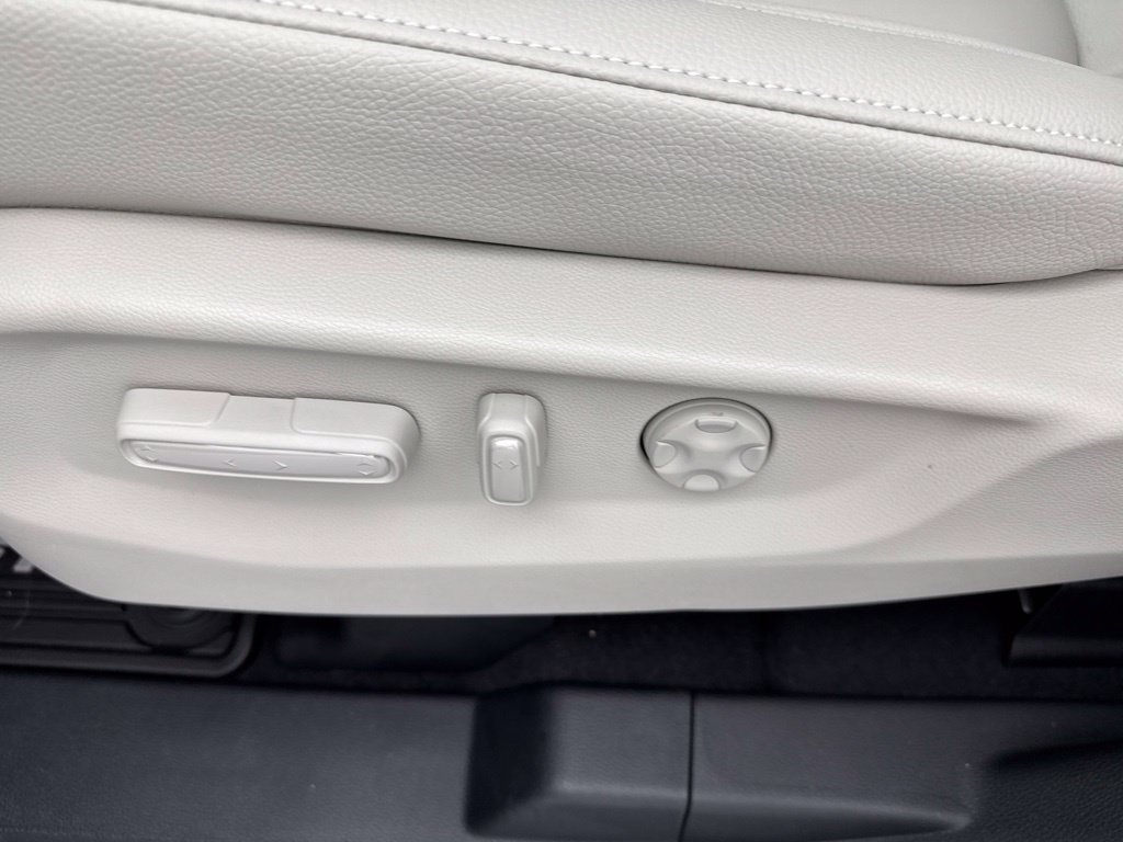 New 2026 Honda Odyssey EX-L image 17