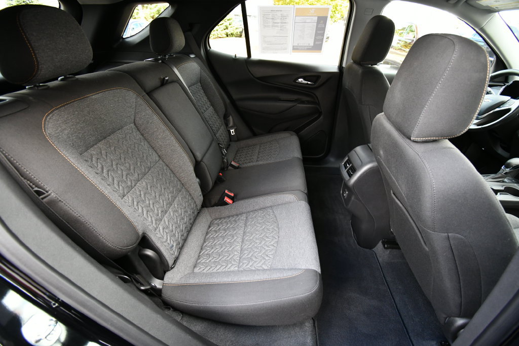 Used 2023 Chevrolet Equinox LT AWD/4WD image 19