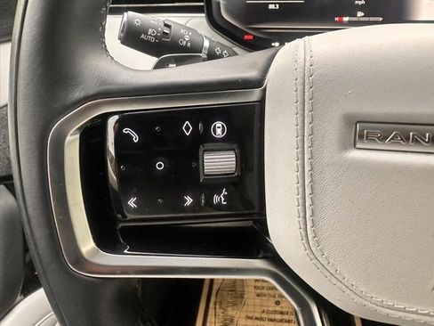 Used 2024 Land Rover Range Rover Sport SE image 34