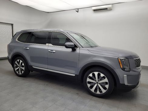 Used 2020 Kia Telluride S w/ S 8 Passenger Seating Package FWD image 11