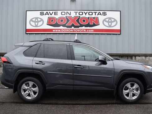 Certified 2025 Toyota RAV4 XLE AWD/4WD image 8