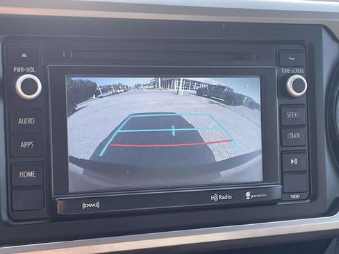 Used 2018 Toyota Tacoma SR5 AWD/4WD image 25
