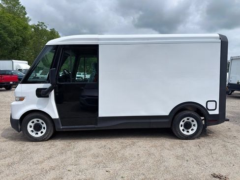 Used 2024 Chevrolet Brightdrop 400 w/ Commercial Equipment Package AWD/4WD image 16
