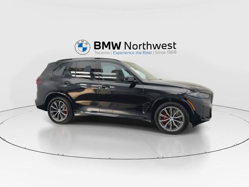 New 2026 BMW X5 xDrive40i w/ M Sport Package AWD/4WD image 5