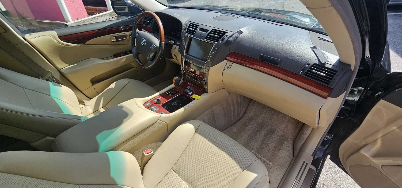 Used 2008 Lexus LS 460 RWD image 28