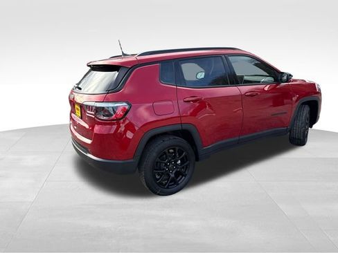 New 2026 Jeep Compass Latitude image 7