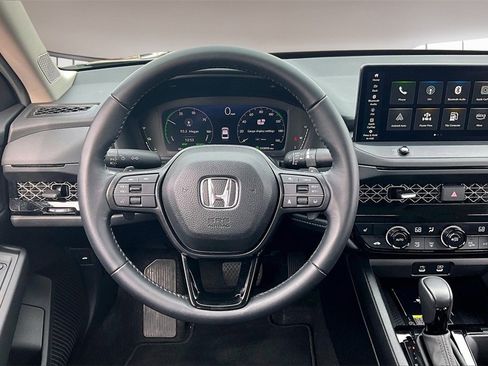 Used 2025 Honda Accord EX-L image 5