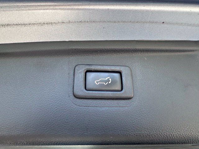 Used 2019 Subaru Outback 2.5i Limited AWD/4WD image 9
