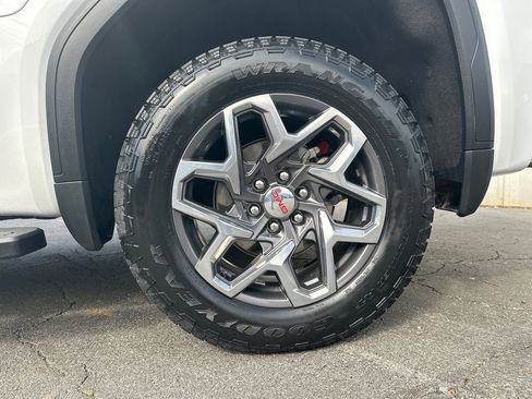 Used 2024 GMC Sierra 1500 SLT w/ SLT Premium Plus Package image 20