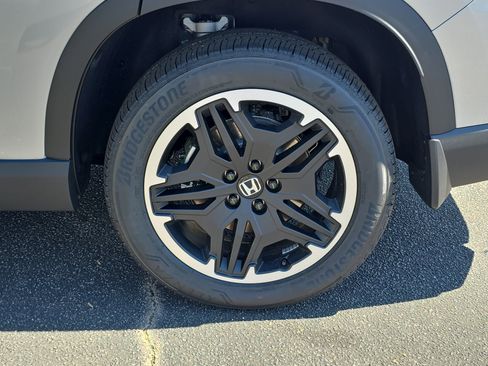 New 2026 Honda Pilot Touring image 34