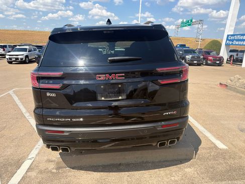 Used 2025 GMC Acadia AT4 w/ Super Cruise Package AWD/4WD image 4