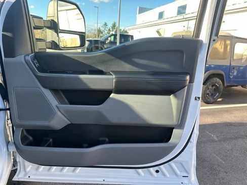 Used 2024 Ford F350 XL w/ STX Appearance Package AWD/4WD image 11