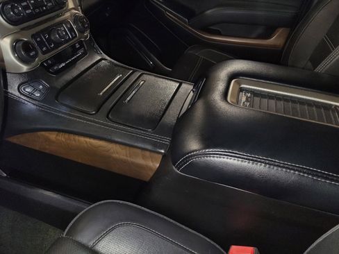 Used 2018 GMC Yukon Denali w/ Denali Ultimate Package RWD image 26