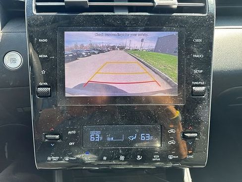 Used 2022 Hyundai Tucson Blue image 15