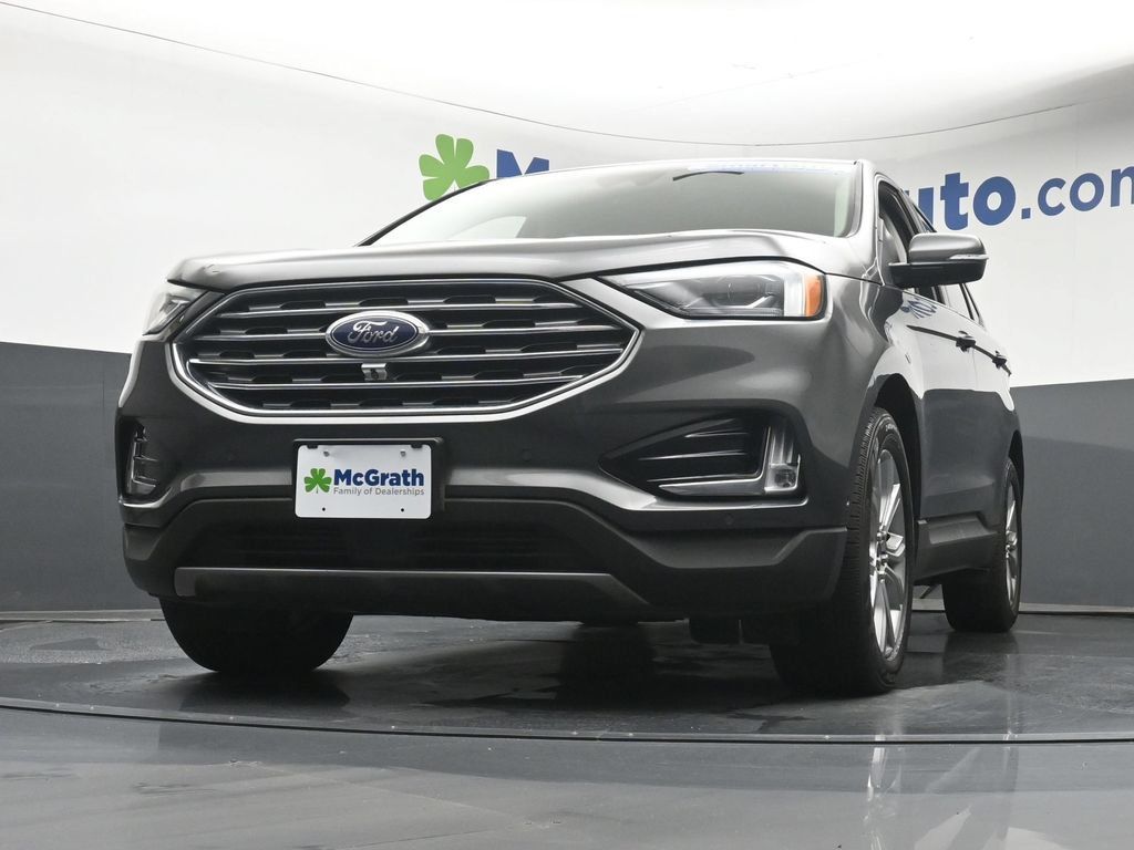 Used 2019 Ford Edge Titanium w/ Equipment Group 301A AWD/4WD image 7