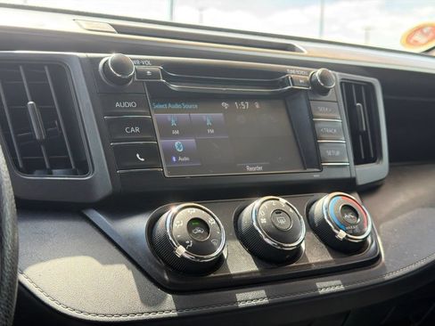 Used 2018 Toyota RAV4 LE w/ All Weather Liner Package AWD/4WD image 26