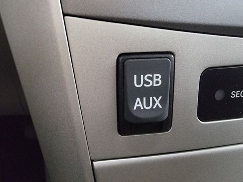 Used 2013 Toyota Corolla LE w/ Premium Pkg FWD image 22