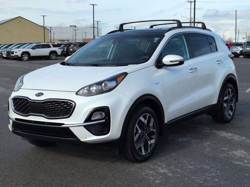Used 2021 Kia Sportage EX w/ EX Technology Package image 8