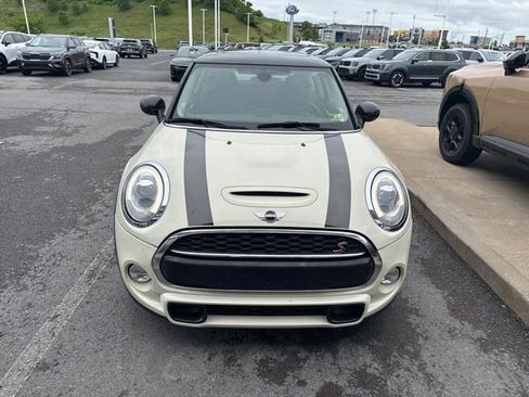 Used 2015 MINI Cooper S FWD image 2