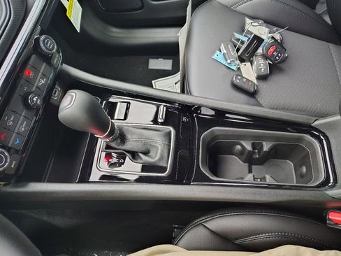 New 2026 Jeep Compass Latitude AWD/4WD image 22