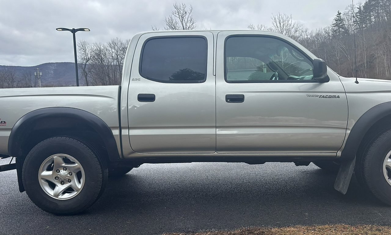 Used 2004 Toyota Tacoma 4x4 Double Cab w/ Convenience Pkg image 7