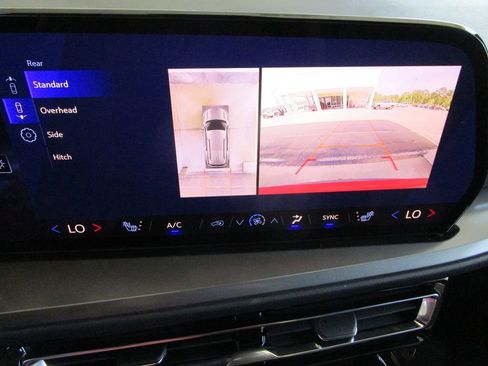 New 2026 Chevrolet Traverse LT w/ Driver Confidence Package image 48