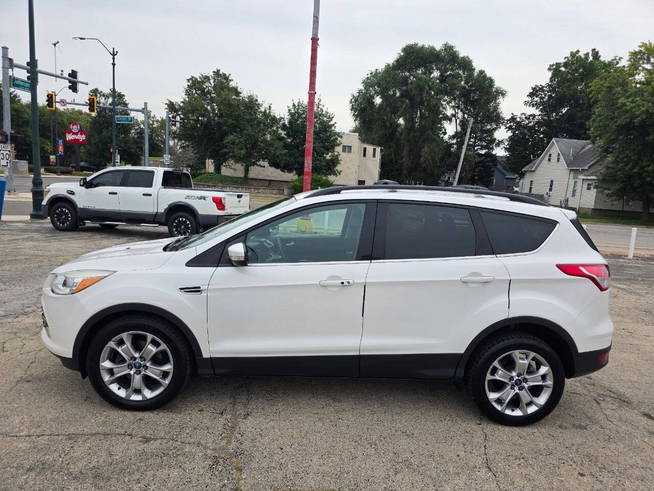 Used 2013 Ford Escape SEL FWD image 4