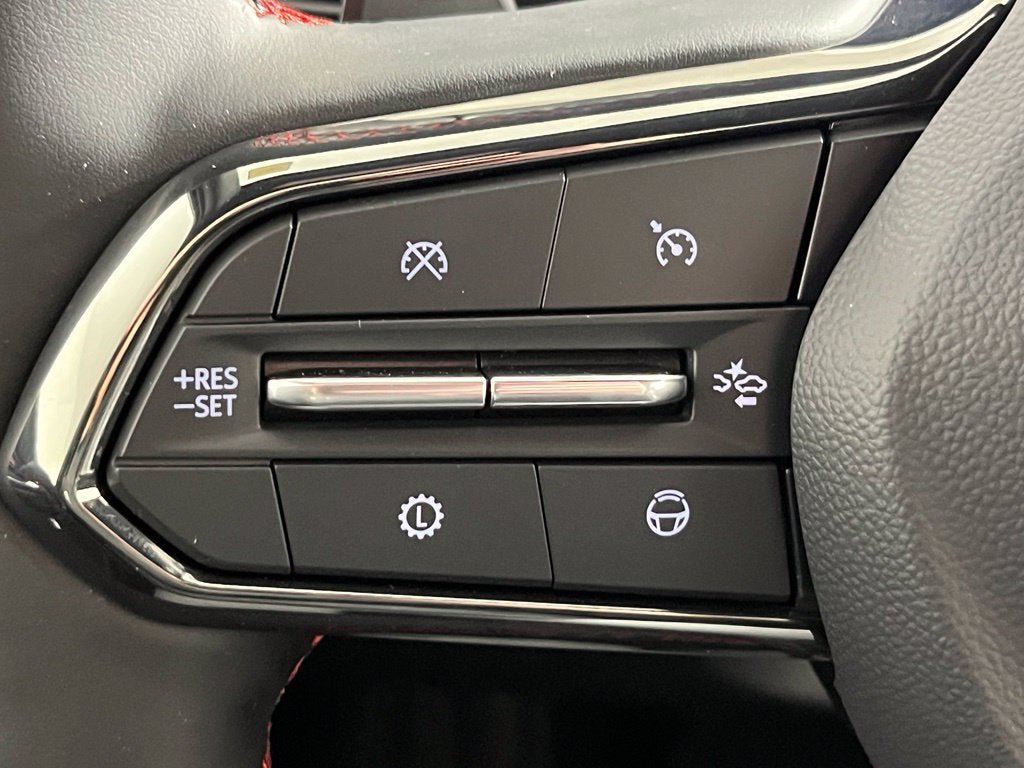 New 2027 Chevrolet Traverse RS w/ LPO, Floor Liner Package AWD/4WD image 22