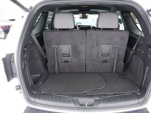 Certified 2024 Dodge Durango GT image 24