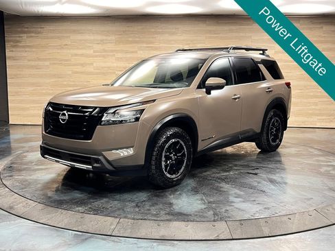 Used 2025 Nissan Pathfinder Rock Creek AWD/4WD image 5
