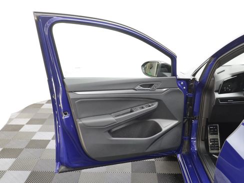 New 2026 Volkswagen Golf image 5