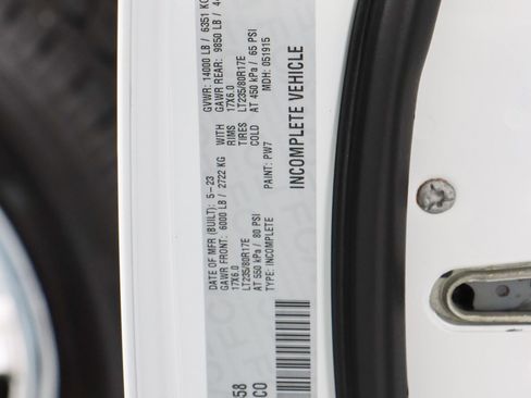 Used 2023 RAM 3500 SLT w/ Quick Order Package 2YG SLT image 31