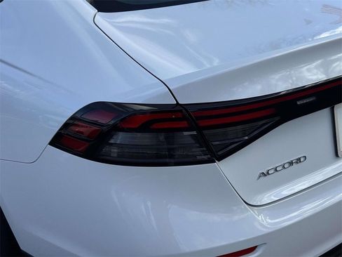 Certified 2023 Honda Accord EX image 8