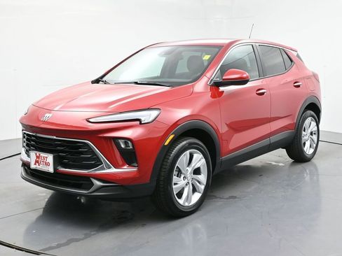 Used 2026 Buick Encore GX Preferred w/ Comfort Package AWD/4WD image 1